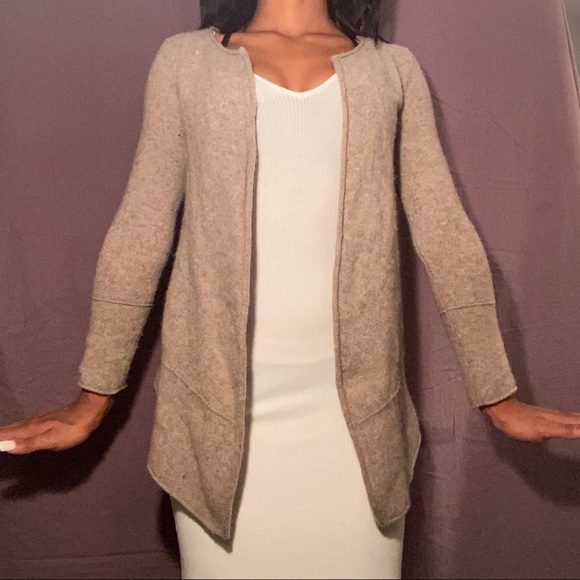 Cardigan - Picture 4 of 4